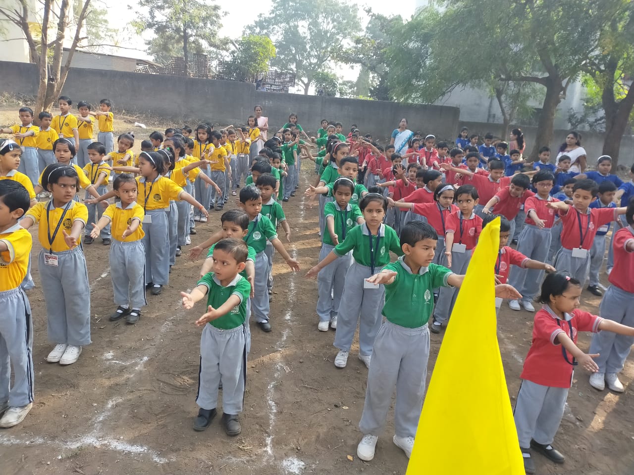पिंपळनेर प्रचिती पब्लिक स्कूलमध्ये वार्षिक क्रिडा महोत्सव उत्साहात