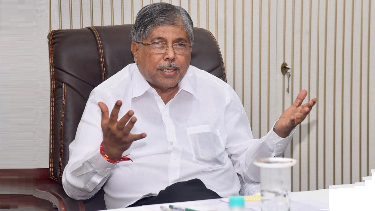 संभाजी ब्रिगेड इशारा ;  पालकमंत्री चंद्रकांत पाटील यांना पिंपरी चिंचवड शहरात पाऊल ठेऊ देणार नाही