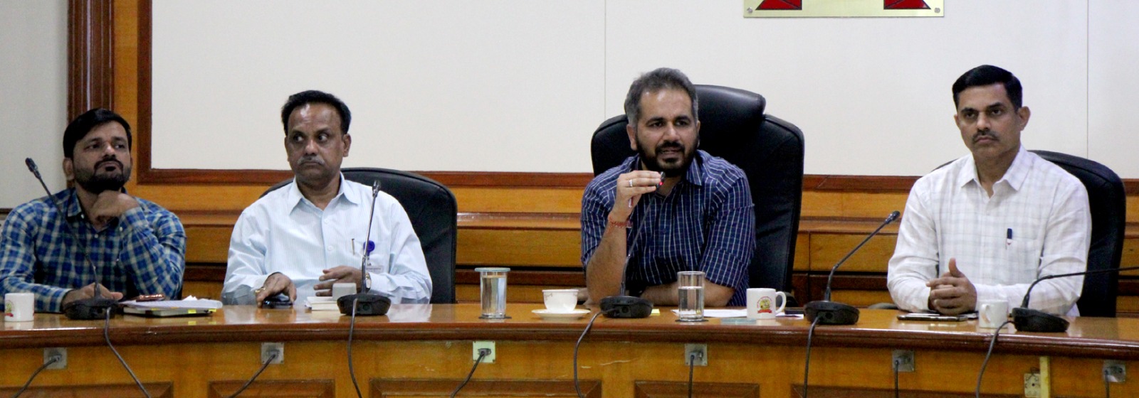 हॉटेल व्यावसायिकांनी घनकचरा व्यवस्थापन अधिक प्रभावीपणे राबवावे – आयुक्त शेखर सिंह