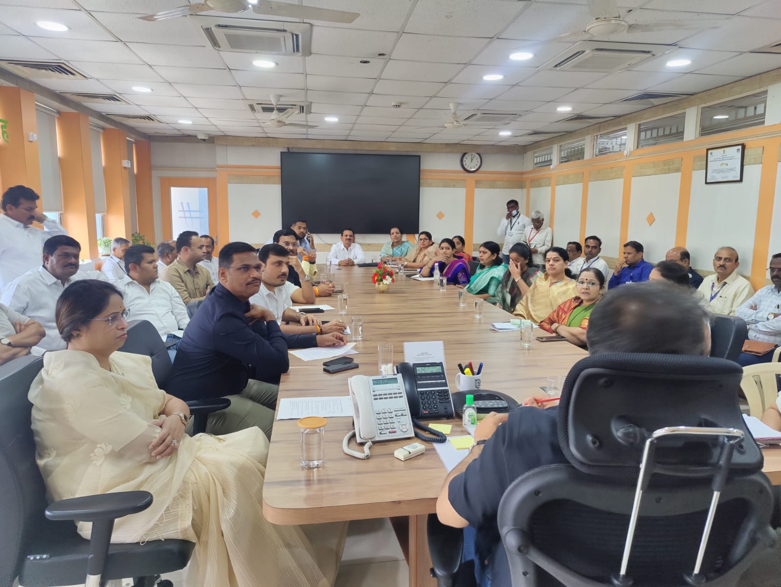 चिंचवड मतदार संघातील प्रलंबित कामांचा आमदार ‍अश्विनी जगताप यांनी घेतला आढावा