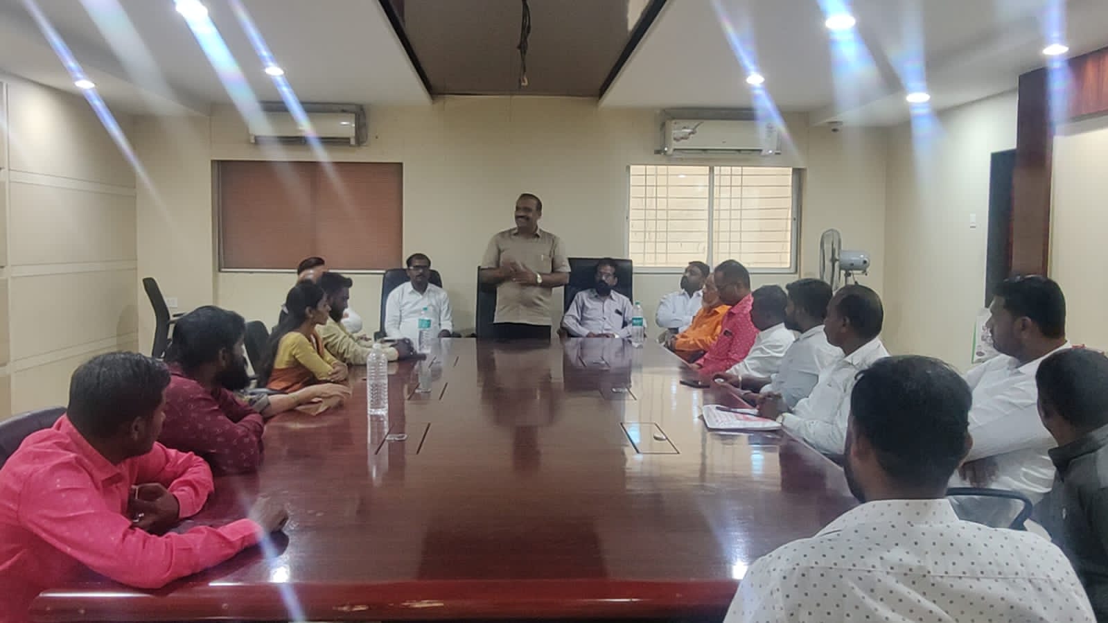 शिवसैनिकांनो, ‘सावरकर गौरव’ यात्रेत सहभागी व्हा