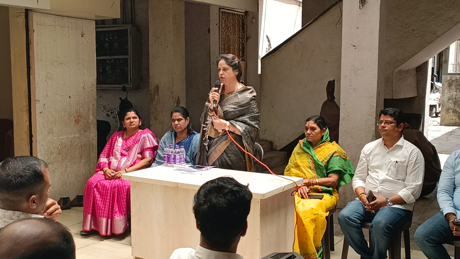 आमदार अश्विनी लक्ष्मण जगताप यांनी सारवकर गौरव यात्रा आयोजन व पक्ष संघटनेचा घेतला आढावा