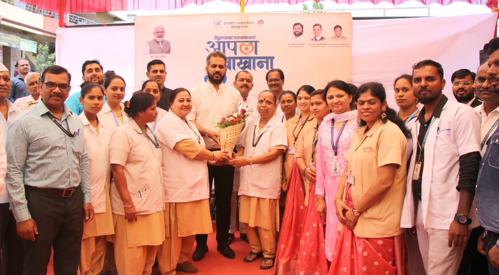 जाधववाडीत हिंदुहृदयसम्राट बाळासाहेब ठाकरे आपला दवाखान्याचे उद्घाटन