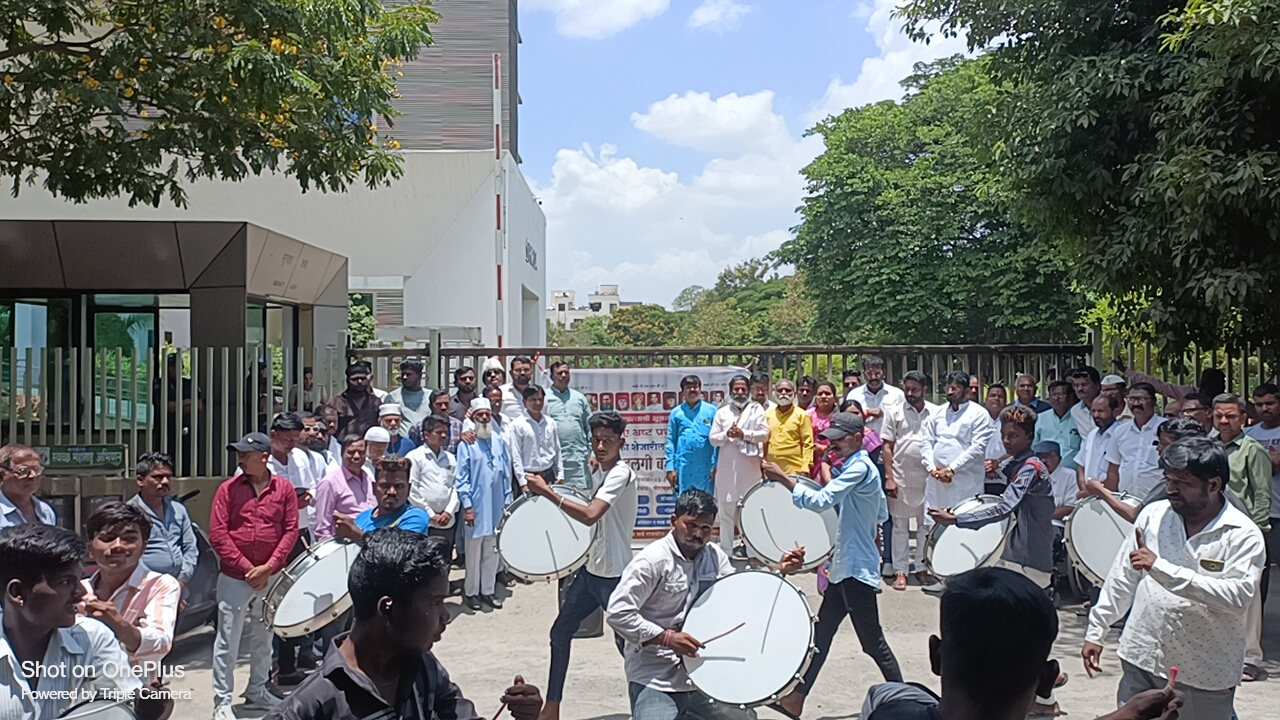 भक्ती शक्ती शिवजयंती उत्सव – समितीकडून ‘पीएमआरडीए’ समोर ‘हलगी बजाओ’ आंदोलन