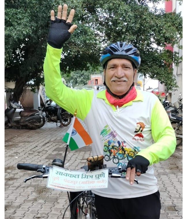 ६६ वर्षीय तरुण ३६ जिल्ह्यांचा प्रवास करत देणार “सायकल चालवा, पर्यावरण वाचविण्याचा संदेश”