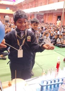 प्रचिती इंटरनॅशनल स्कूल मध्ये मॅजिक ऑफ सायन्स विज्ञान शिबिर व अभ्यास कौशल्य मार्गदर्शन शिबिर उत्साहात साजरे