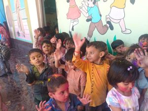 प्रचिती पब्लिक स्कूल, पिंपळनेर येथे होळी व रंगपंचमी उत्साहात साजरी