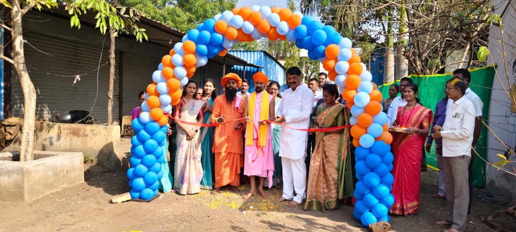 साक्री व कासारे येथे प्रचिती इंटरनॅशनल स्कूलच्या नवीन शाखांचा मंगल शुभारंभ